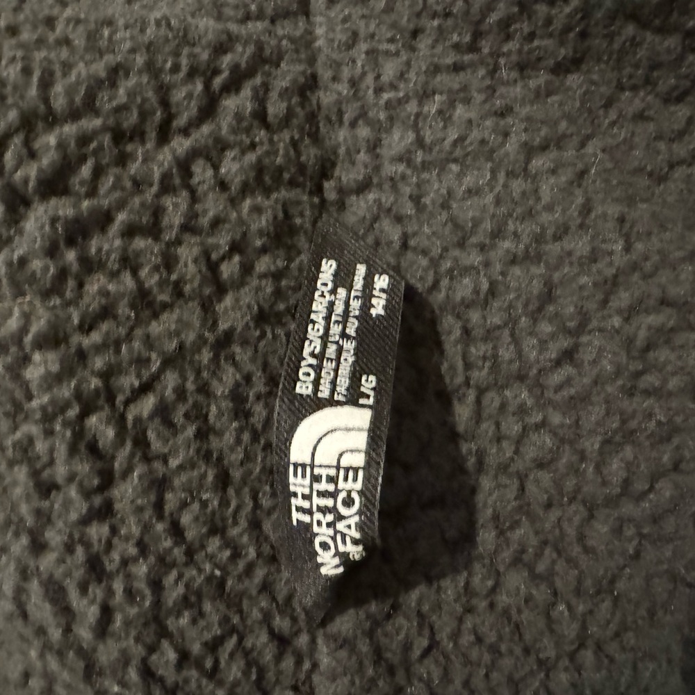 North face jacket - Picture 6 of 6